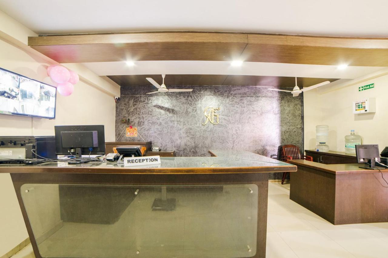 Hotel Super Capital O Raaga Grand Hajdarabad Zewnętrze zdjęcie